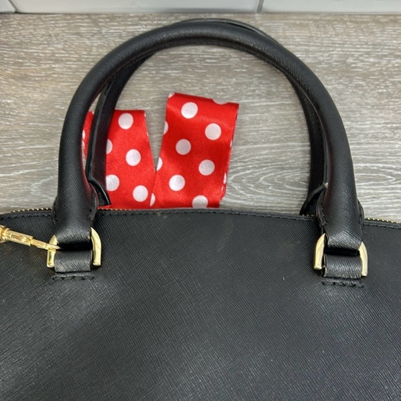 Michael Kors Black Leather Cindy Dome Satchel! Preowned!! Very Gently Used!! - Picture 8 of 11